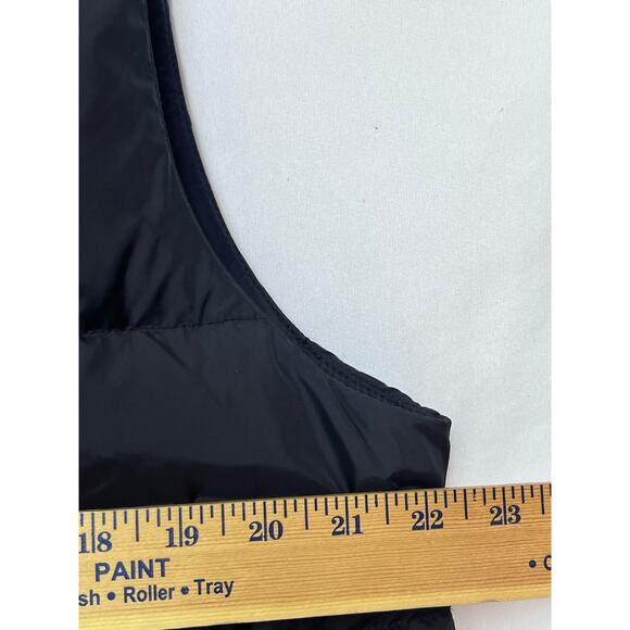 Old Navy Women's Size XL Black Goose Down Full Zip Puffer Vest - Picture 6 of 6